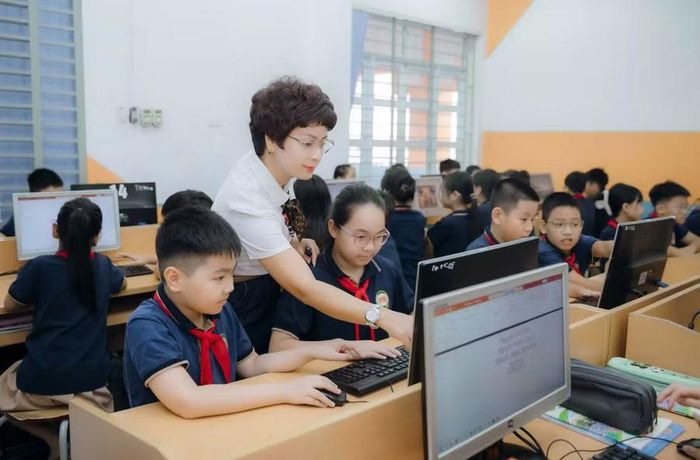 Một hoạt động dạy học ứng dụng AI tại Trường TH&THCS 915 Gia Sàng.