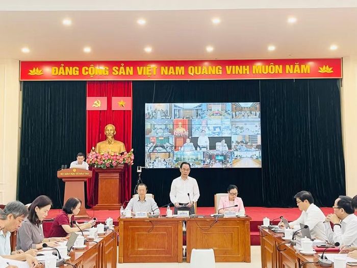 Bộ trưởng Hoàng Minh Sơn phát biểu tại hội nghị.