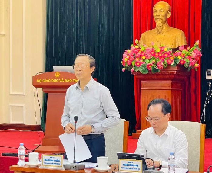 Thứ trưởng Thường trực Phạm Ngọc Thưởng phát biểu tại hội nghị.
