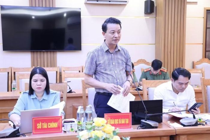 Ông Võ Văn Minh, Phó Giám đốc Sở GD&ĐT Quảng Trị tại buổi làm việc. Ảnh: Trần Khôi