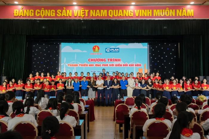 Hội đồng Đội Trung ương phối hợp với Plan International Việt Nam tổ chức chương trình “Thanh thiếu nhi ứng phó với biến đổi khí hậu”. (Nguồn: Plan International)