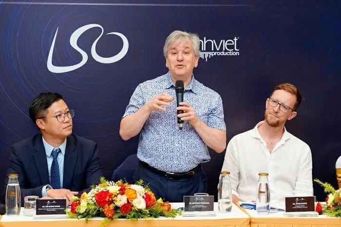 Nhạc trưởng Sir Antonio Pappano bày tỏ niềm vui khi được trở lại Hà Nội. (Nguồn: BTC)