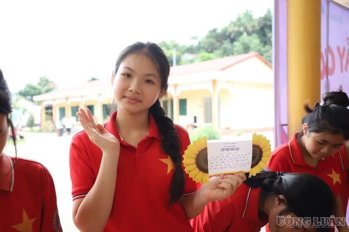 Điểm mới của dự thảo lần này là cách xác định đối tượng được điều chỉnh theo quy định của Luật Trẻ em. Thay vì quy định gia đình "sinh con một bề là gái", dự thảo xác định đối tượng là gia đình có ít nhất hai trẻ em gái dưới 16 tuổi.