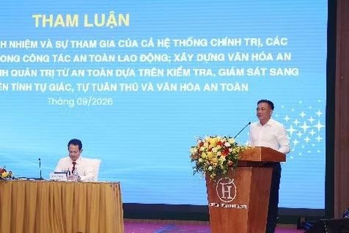 Các tham luận tại Hội nghị
