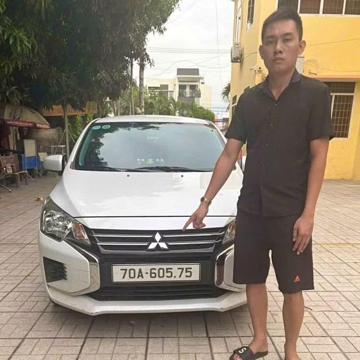 Chiếc Mitsubishi Attrage được Linh sử dụng để thực hiện các giao dịch vay, thế chấp. Ảnh: Công an phường Tân Ninh