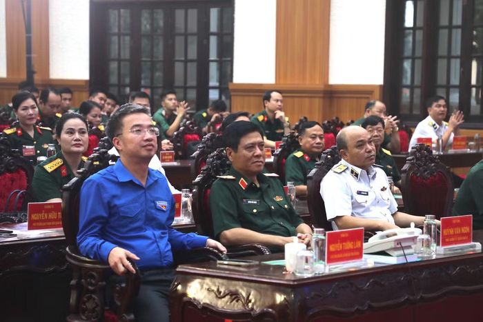 Các đại biểu dự lễ bế mạc Hội thi cán bộ Đoàn giỏi và Tuyên truyền viên trẻ toàn quân năm 2026 khu vực phía Nam tại TP. Cần Thơ.