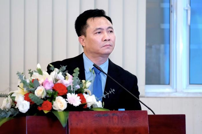 Đạo diễn Đỗ Thanh Hải tại buổi bảo vệ luận án tiến sĩ về nghệ thuật kể chuyện phim truyện truyền hình.