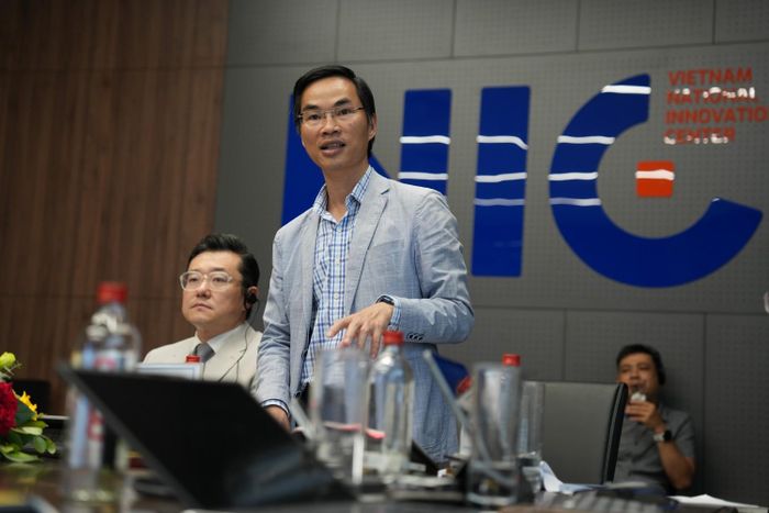 Ông Đỗ Tiến Thịnh, Phó Giám đốc NIC phát biểu tại hội thảo.