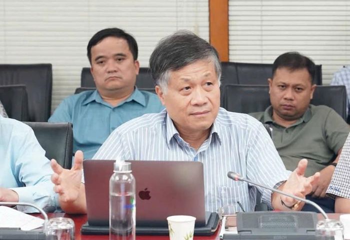 TS Phan Ngọc Trung, nguyên Thành viên HĐTV PETROVIETNAM, nguyên Viện trưởng VPI, Trưởng Ban Tư vấn phản biện Hội Dầu khí Việt Nam phát biểu thảo luận