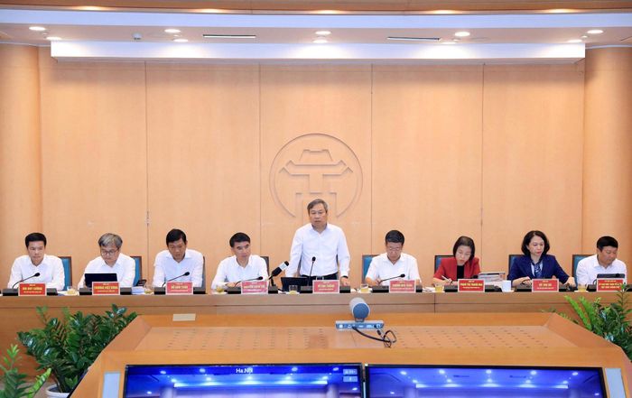 Chủ tịch UBND thành phố Hà Nội Vũ Đại Thắng phát biểu kết luận tại phiên họp thường kỳ tháng 10.
