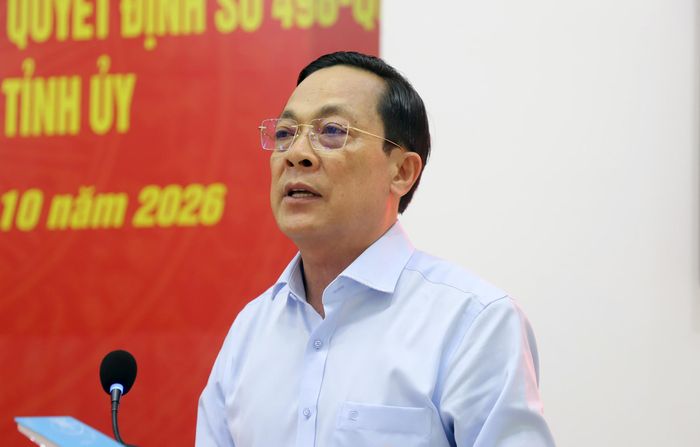 Phó Bí thư Tỉnh ủy Vĩnh Long Lâm Minh Đằng phát biểu tại hội nghị. Ảnh: H.T