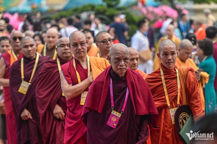 Đại lễ Vesak Liên Hiệp Quốc 2025 là sự kiện ngoại giao văn hóa lớn của GHPG Việt Nam, với sự tham dự của 1.300 đại biểu quốc tế đến từ 85 quốc gia, vùng lãnh thổ. Ảnh: Nguyễn Huế