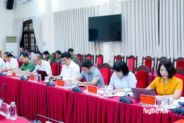 Các đại biểu dự cuộc làm việc. Ảnh: Phạm Bằng