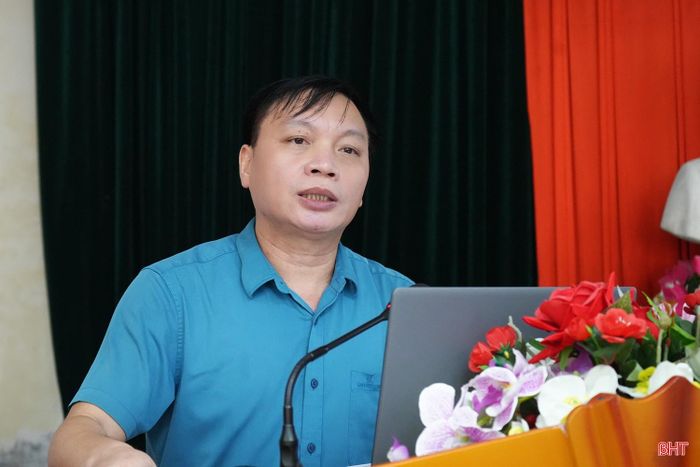 Ông Phan Văn Trung - Phó Giám đốc Sở Xây dựng Hà Tĩnh phát biểu khai mạc.