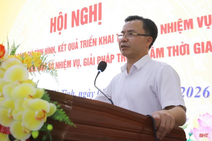 Giám đốc Sở NN&MT Lê Ngọc Huấn phát biểu tại hội nghị.