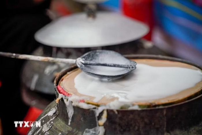 Nghề làm bánh cuốn Thanh Trì của Hà Nội - Di sản Văn hóa Phi vật thể Quốc gia. (Ảnh: TTXVN)