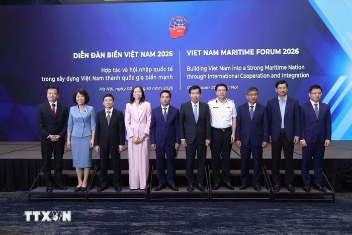 Các đại biểu chụp ảnh chung. (Ảnh: TTXVN phát)