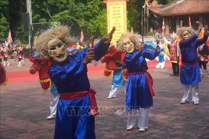 Trò Xuân Phả được xem là "linh hồn" của Lễ hội Lam Kinh. Ảnh: Hoa Mai/TTXVN