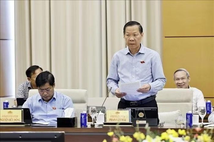 Chủ nhiệm Ủy ban Kinh tế và Tài chính của Quốc hội Phan Văn Mãi phát biểu. Ảnh: Doãn Tấn/TTXVN