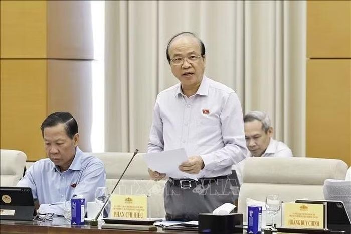 Chủ nhiệm Ủy ban Pháp luật và Tư pháp của Quốc hội Phan Chí Hiếu phát biểu. Ảnh: Doãn Tấn/TTXVN
