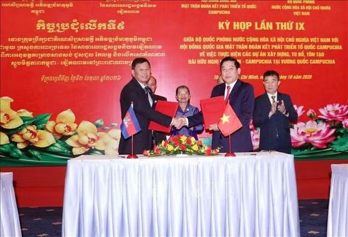Nghi lễ ký Biên bản Kỳ họp.