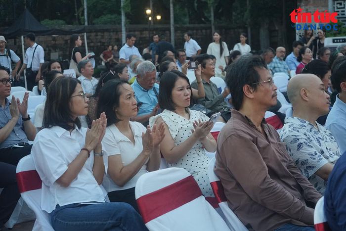 Khán giả tham dự lễ trao giải.