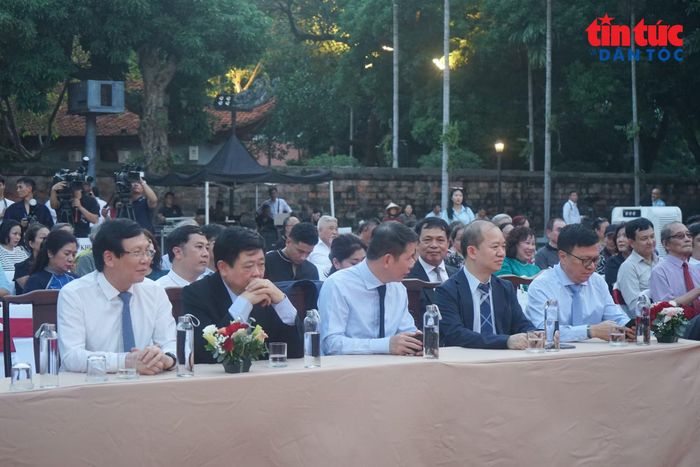 Các đại biểu tham dự Lễ trao giải.