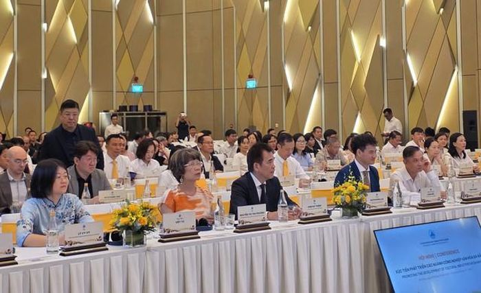 Hội nghị quy tụ nhiều chuyên gia, doanh nghiệp trong các lĩnh vực văn hóa, du lịch, điện ảnh và giải trí.