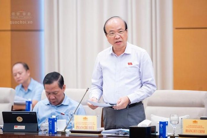 Chủ nhiệm Uỷ ban Pháp luật và Tư pháp Phan Chí Hiếu (Ảnh: Media Quốc hội).