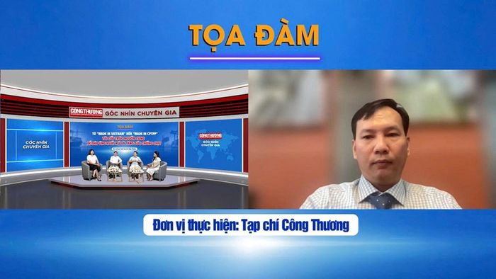 Quang cảnh toạ đàm.