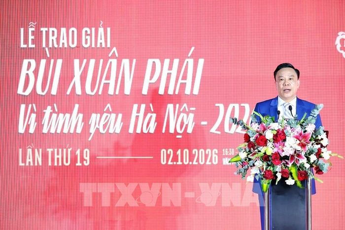 Nhà báo Nguyễn Thiện Thuật, Tổng Biên tập Báo Thể thao và Văn hóa, phát biểu tại Lễ trao Giải Bùi Xuân Phái – Vì tình yêu Hà Nội lần thứ 19 năm 2026. Ảnh: Phạm Tuấn Anh - TTXVN