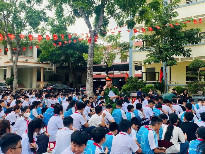 Quang cảnh buổi truyền thông