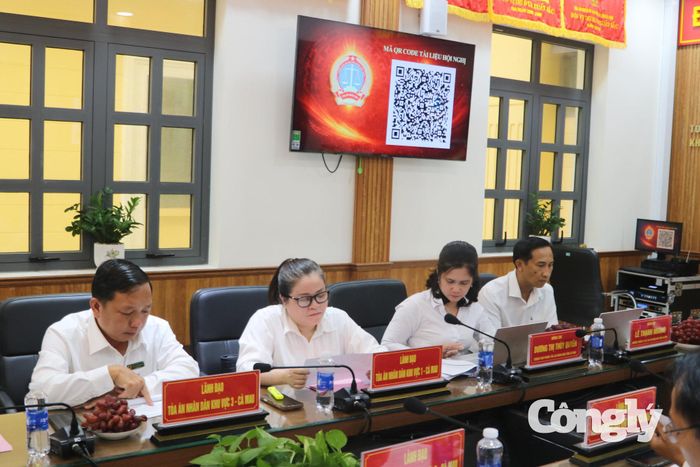 Các đại biểu tham dự hội nghị