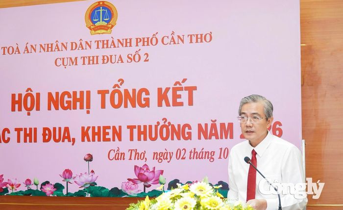 Ông Lê Thanh Vũ, Phó Bí thư Đảng ủy, Phó Chánh án TAND TP Cần Thơ phát biểu chỉ đạo hội nghị