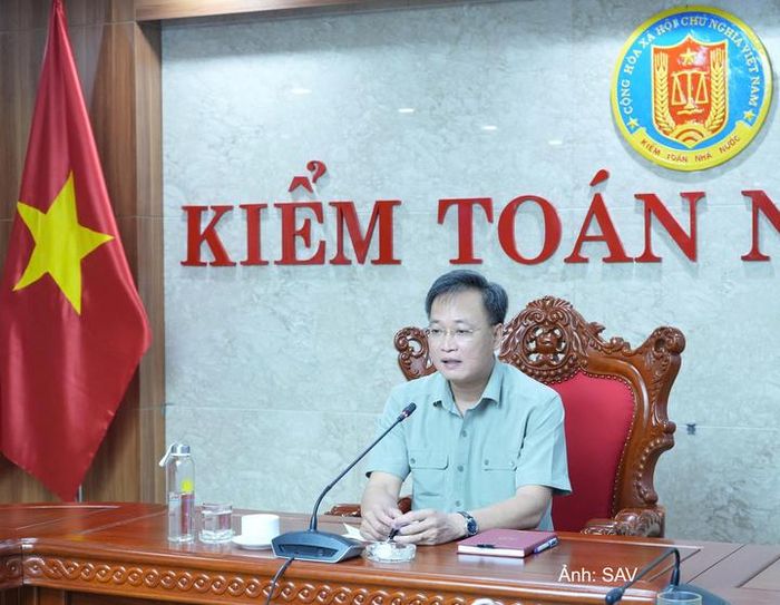 Tổng Kiểm toán nhà nước Nguyễn Hữu Nghĩa phát biểu tại hội nghị.