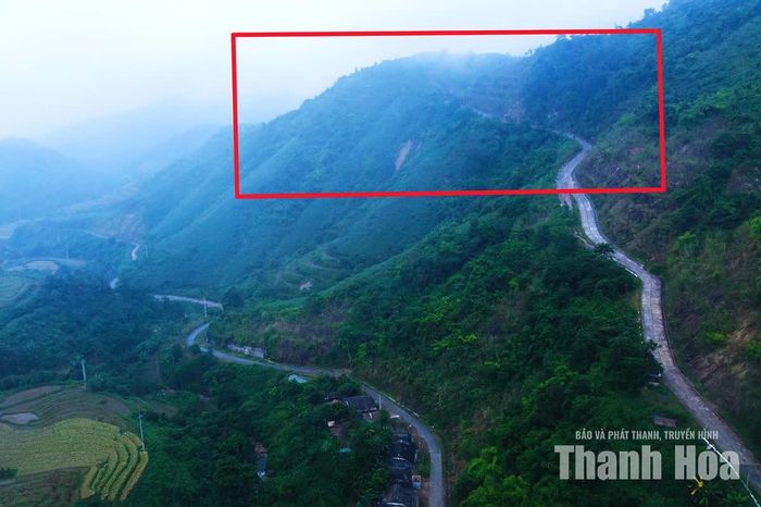 Khu vực dự kiến tái định cư cho đồng bào người Mông bản Pù Đứa. (dấu khoanh đỏ).