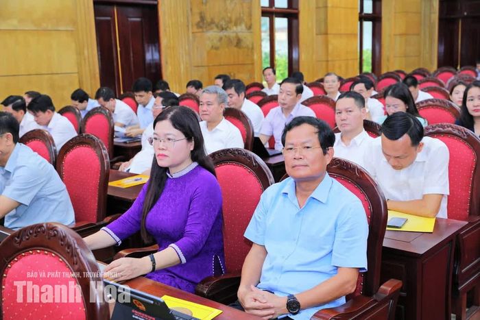 Đại biểu dự hội nghị tại điểm cầu Tỉnh ủy Thanh Hóa.