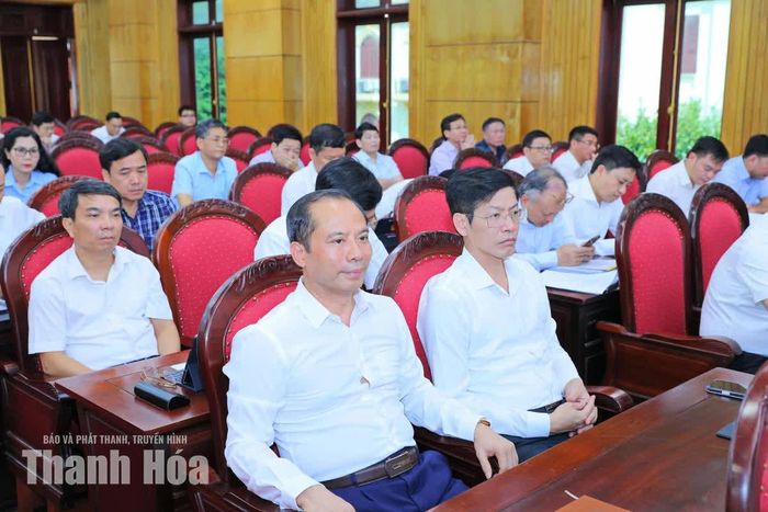 Đại biểu dự hội nghị tại điểm cầu Tỉnh ủy Thanh Hóa.