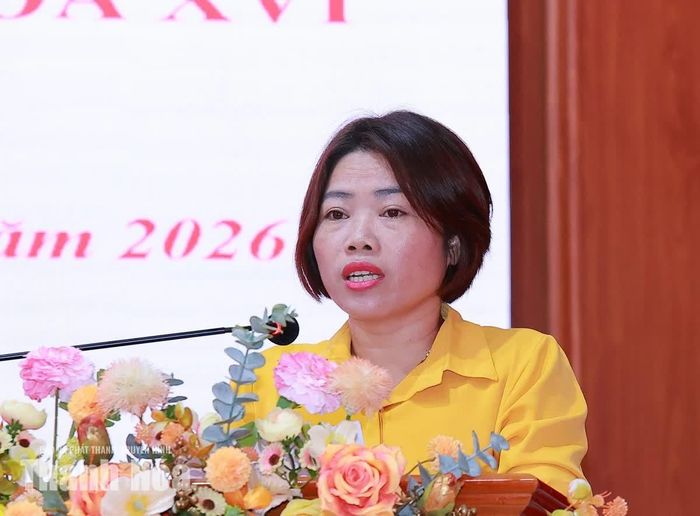 Cử tri xã Xuân Hòa phát biểu ý kiến.