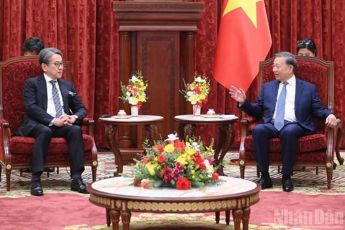 Tổng Bí thư, Chủ tịch nước Tô Lâm tiếp ông Maeda Tadashi, Chủ tịch Hội đồng quản trị Ngân hàng Hợp tác Quốc tế Nhật Bản (JBIC). Ảnh: Đăng Khoa/Nhân Dân