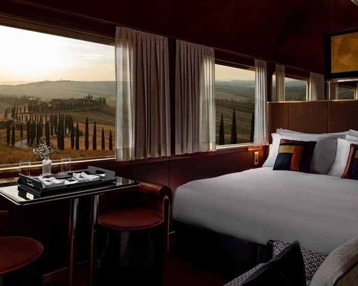 Bên trong đoàn tàu La Dolce Vita Orient Express. Ảnh: Arsenale Express