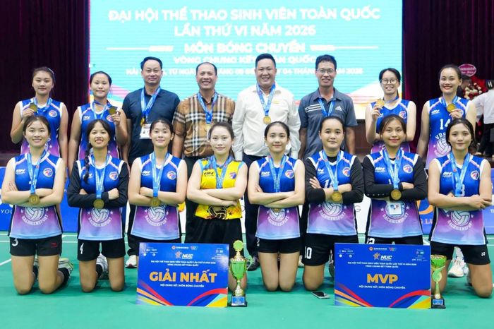 Đội bóng chuyền nữ Trường Đại học Thể dục Thể thao Đà Nẵng bảo vệ thành công ngôi vô địch Thể thao sinh viên toàn quốc năm 2026. Ảnh do nhân vật cung cấp