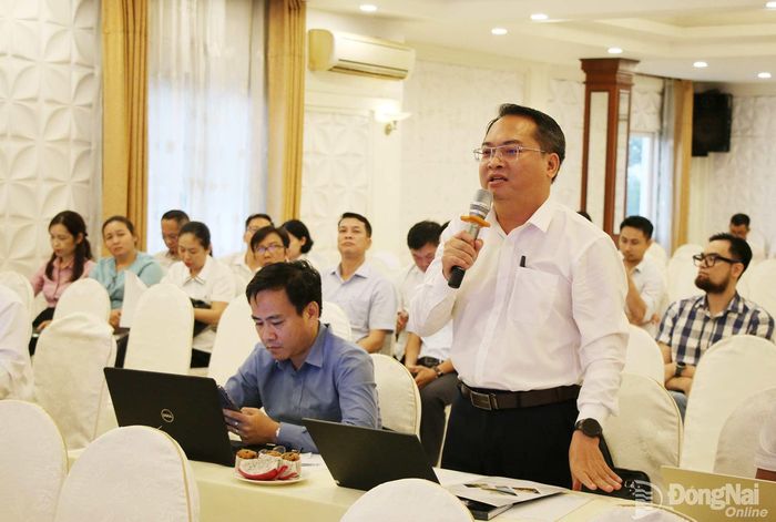 Đại diện địa phương chia sẻ ý kiến tại hội nghị. Ảnh: Hải Quân