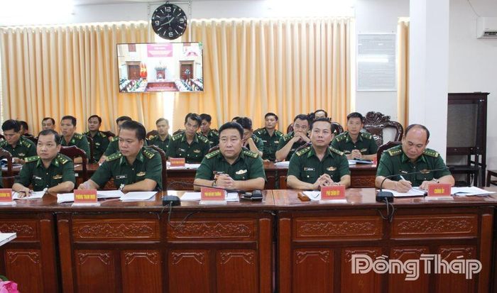 Lãnh đạo Ban Chỉ huy Bộ đội Biên phòng tỉnh Đồng Tháp tham dự hội nghị.