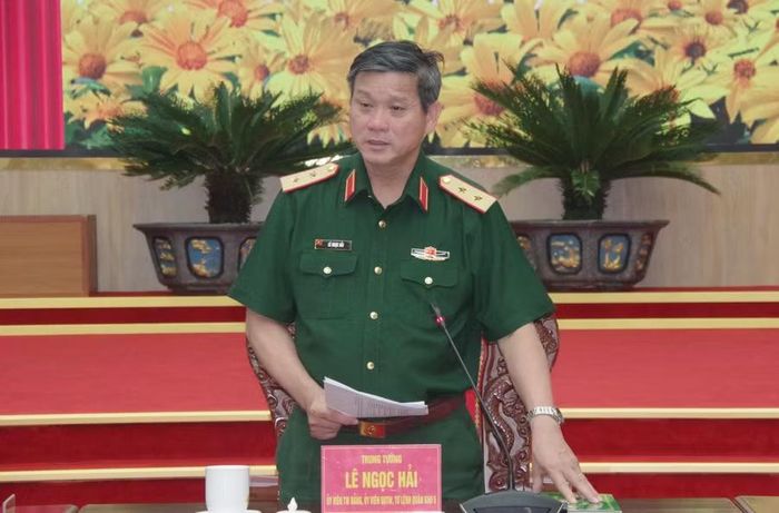  Trung tướng Lê Ngọc Hải - Tư lệnh Quân khu 5 kết luận buổi kiểm tra. Ảnh: Công Cường 