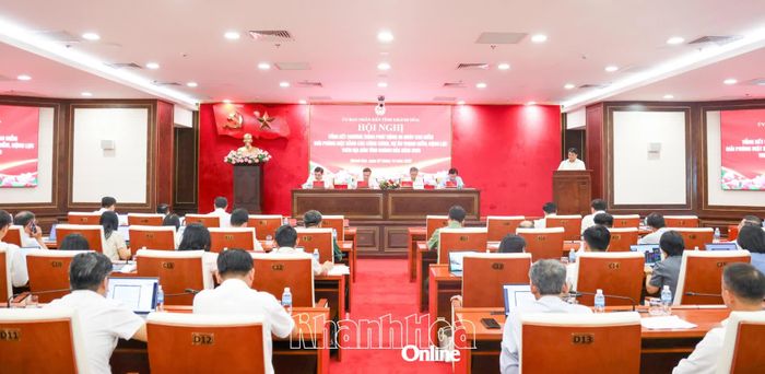 Quang cảnh hội nghị.