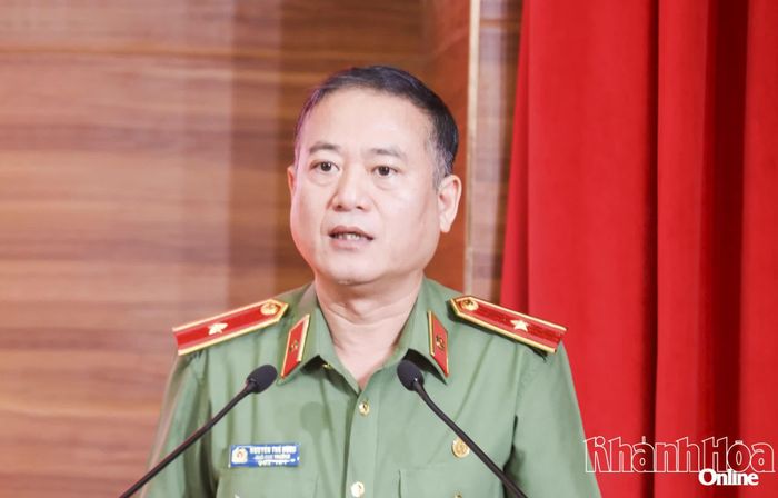 Thiếu tướng Nguyễn Thế Hùng phát biểu tại hội nghị.