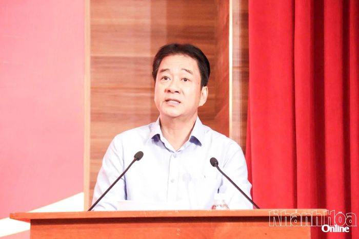 Đồng chí Nguyễn Long Biên phát biểu kết luận hội nghị.