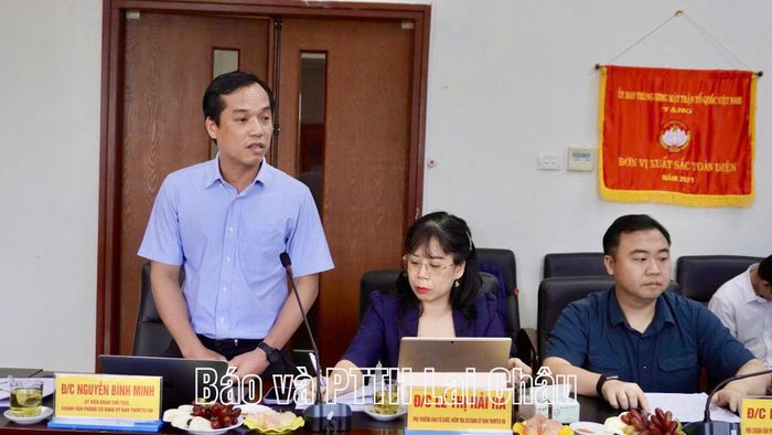 Chánh Văn phòng Cơ quan Ủy ban Trung ương MTTQ Việt Nam Nguyễn Bình Minh phát biểu tại buổi làm việc.