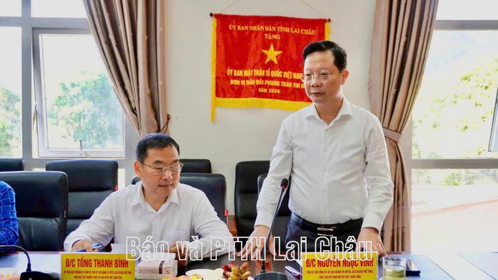 Đồng chí Nguyễn Ngọc Vinh - Phó Bí thư Tỉnh ủy, Chủ tịch Ủy ban MTTQ Việt Nam tỉnh phát biểu tại buổi làm việc.
